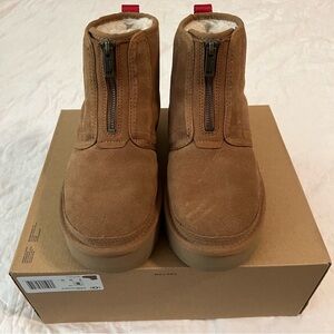 Neumel Platform Zip UGG